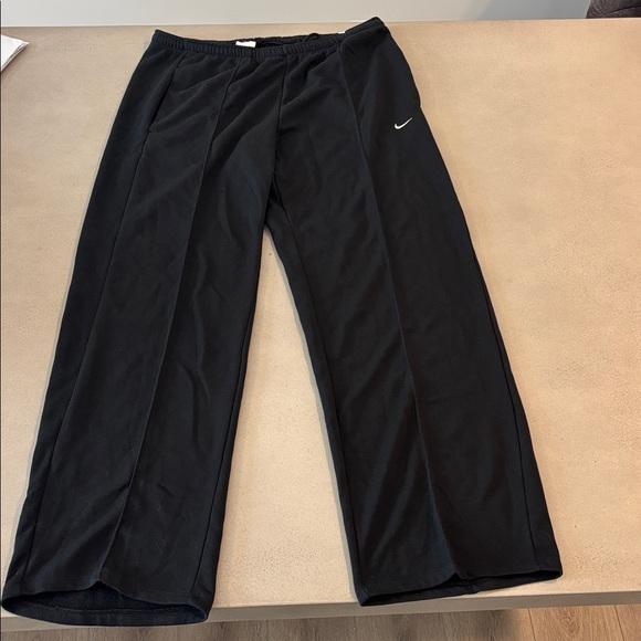 Nike Sportswear Chill Terry - Picture 4 of 8